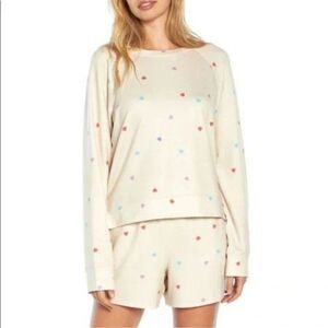 WILDFOX Sweatshirt Short Lounge Set Pajamas Super Soft Ivory/Cream/Oatmeal Heart
